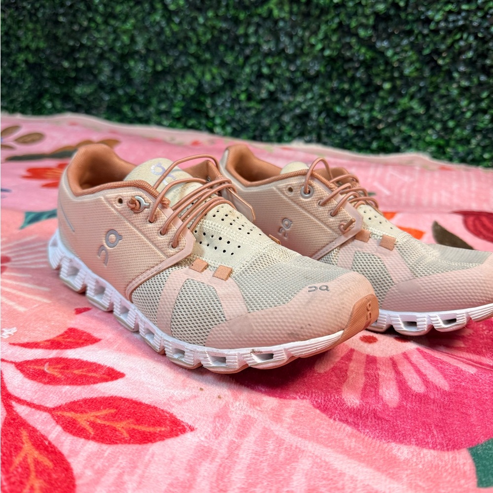 On Running Women's Coral and Cream Athletic Shoes